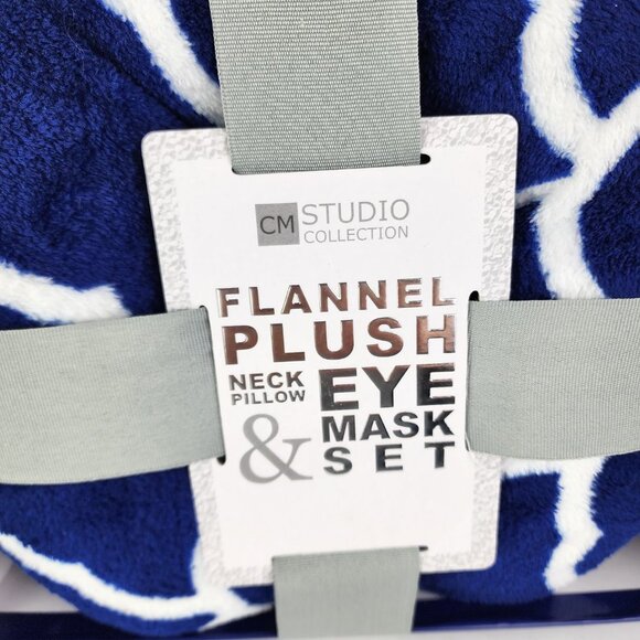 CM Studio Collection Flannel Plush Neck Pillow NWT - Picture 2 of 4